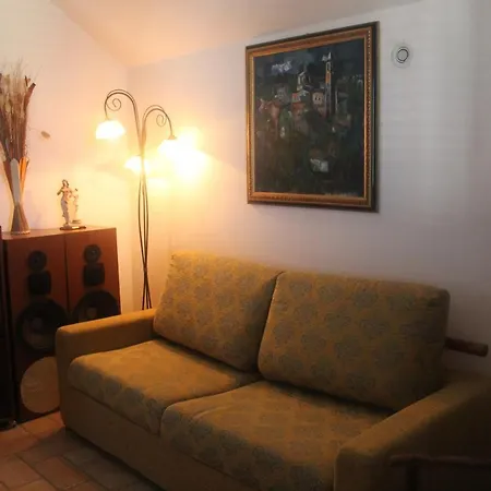 Bed & Breakfast Angels *