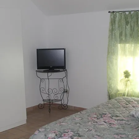 Angels Bed & Breakfast *